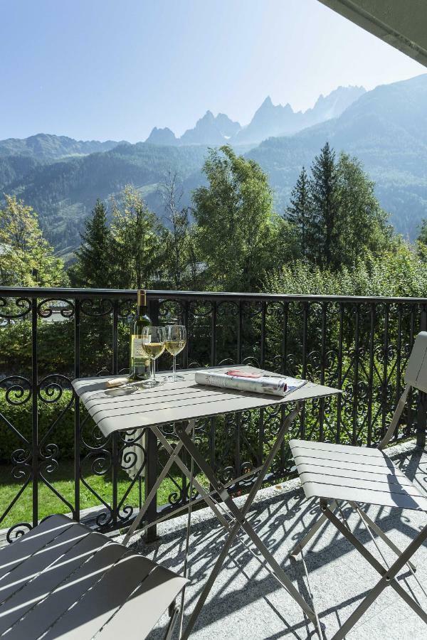 Apartment Ensa - Alpes Travel - Central Chamonix - Sleeps 4 Zewnętrze zdjęcie
