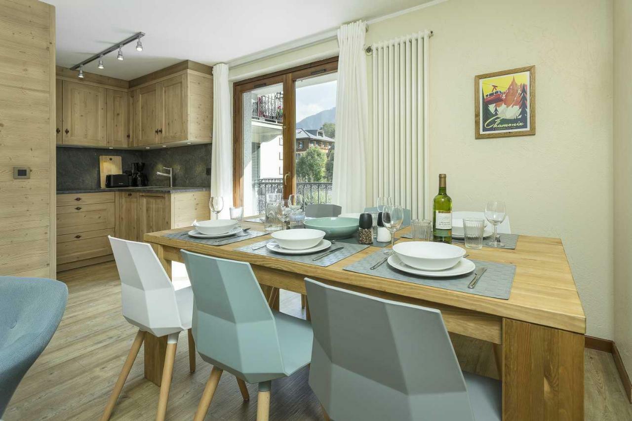 Apartment Ensa - Alpes Travel - Central Chamonix - Sleeps 4 Zewnętrze zdjęcie
